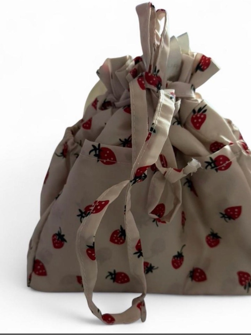 Beige Strawberry Print Drawstring Pouch lunch Bag